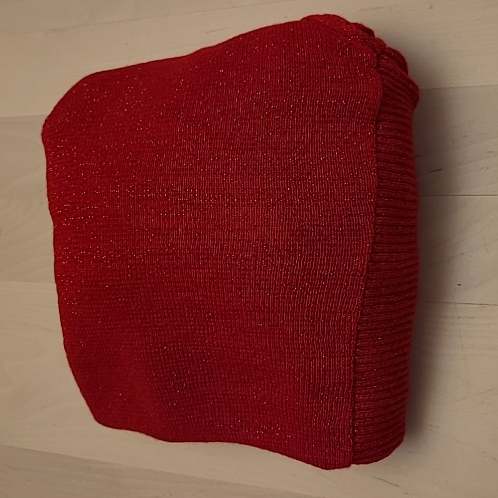 LIKE NEW VTG Nicolette Red Glittery Short Sleeved Fitted Waist Sweater - Picture 13 of 13
